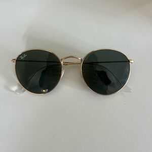 Rayban RB3447 round metal frame sunglasses with case
